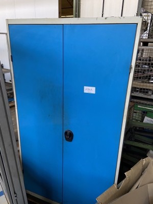 1 Metallwerkzeugschrank